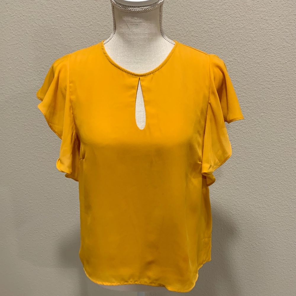 NWT Yellow Keyhole Neck Flutter Blouse